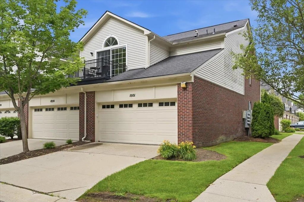 18101 Adri Circle Commerce Charter Township MI 48390
