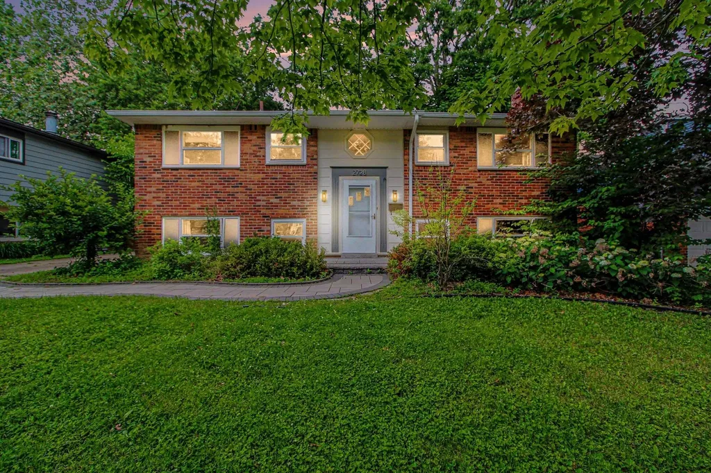 2728 Yost Boulevard Ann Arbor City MI 48104