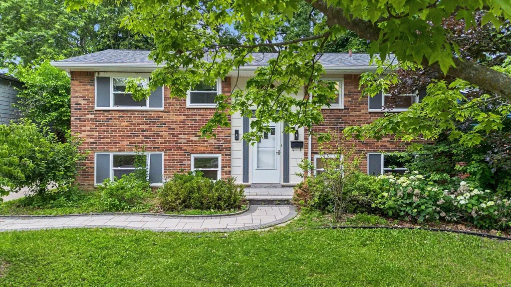 2728 Yost Boulevard Ann Arbor City MI 48104