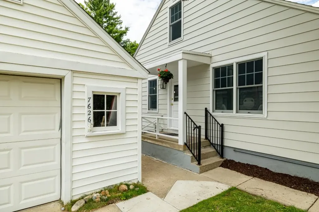 7626 Grand Street Dexter City MI 48130