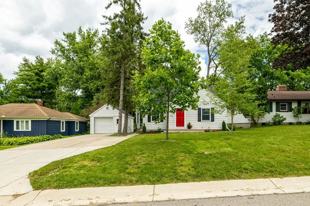 7626 Grand Street Dexter City MI 48130