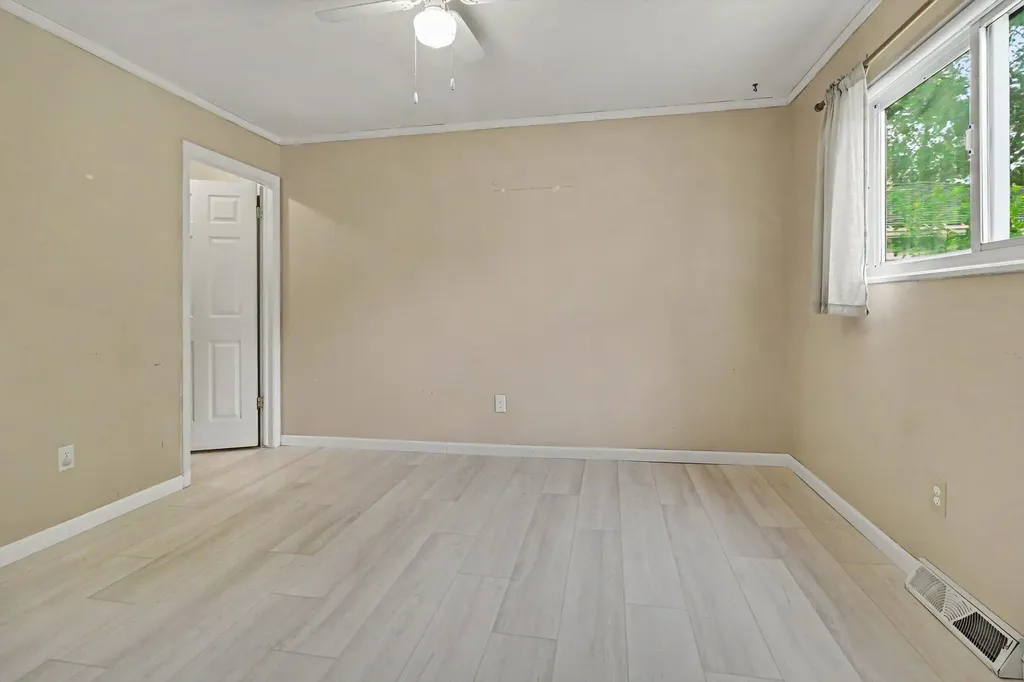 1340 Duncan Avenue Ypsilanti Charter Township MI 48198