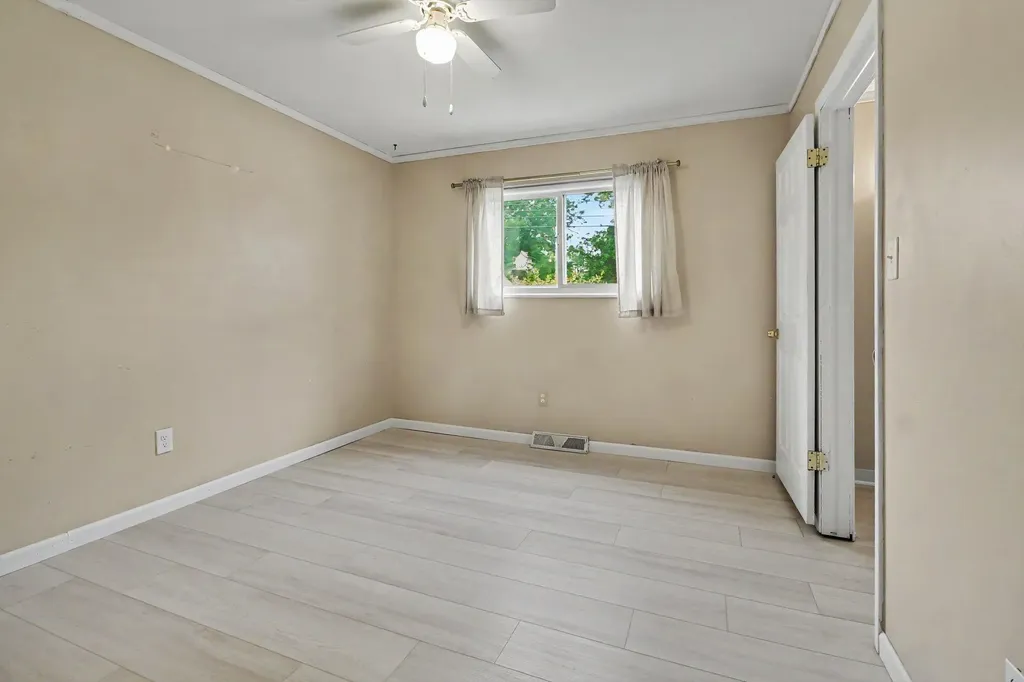 1340 Duncan Avenue Ypsilanti Charter Township MI 48198