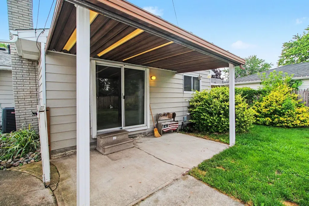 1340 Duncan Avenue Ypsilanti Charter Township MI 48198
