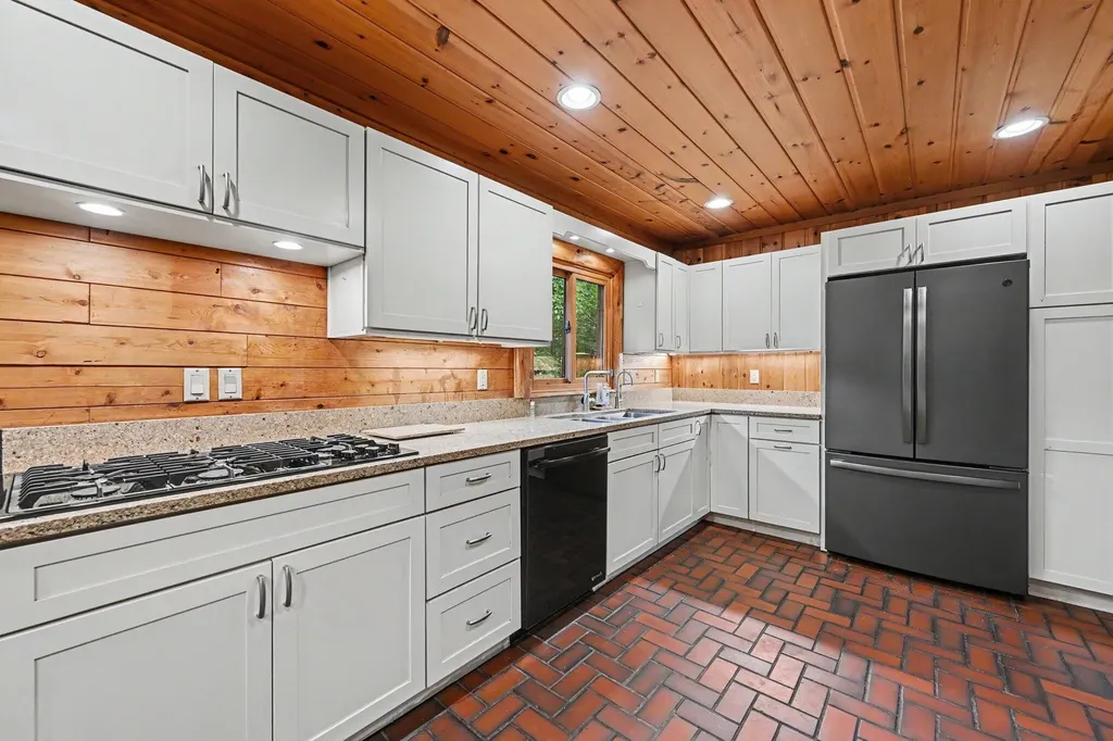 4410 Earhart Road Ann Arbor Charter Township MI 48105
