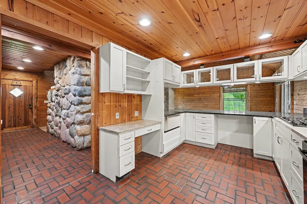 4410 Earhart Road Ann Arbor Charter Township MI 48105