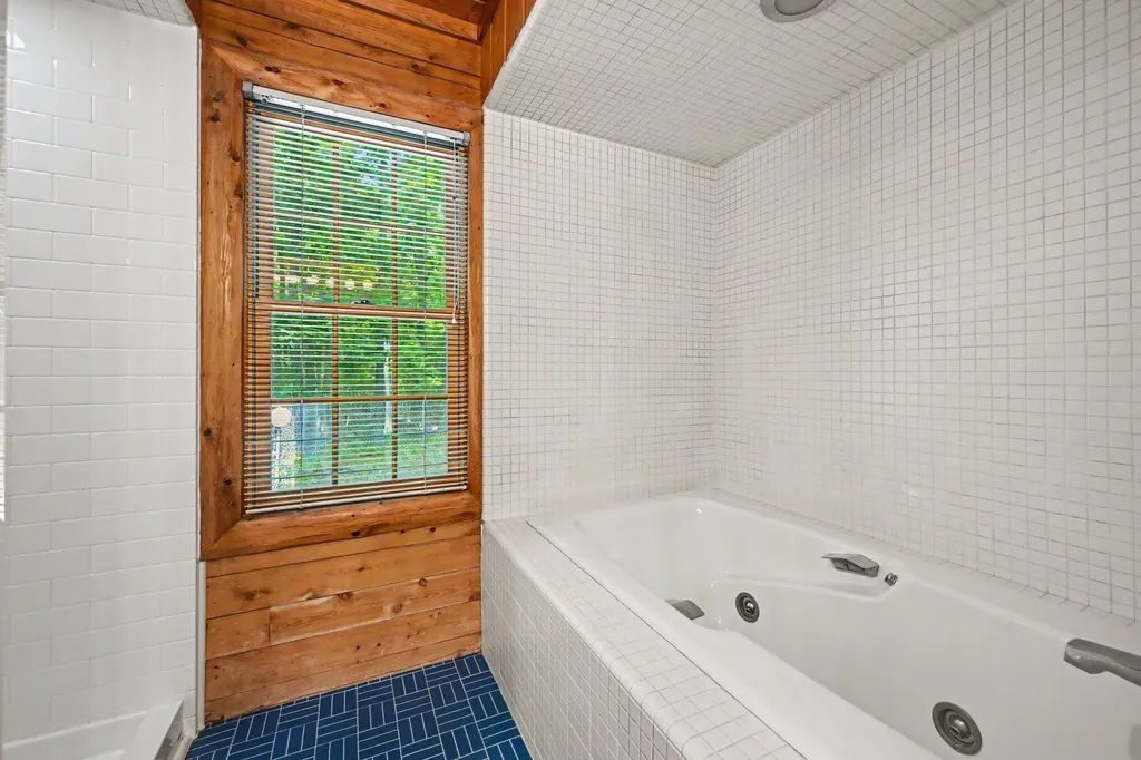 4410 Earhart Road Ann Arbor Charter Township MI 48105