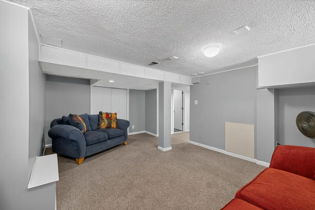 18260 Harman Street Melvindale City MI 48122