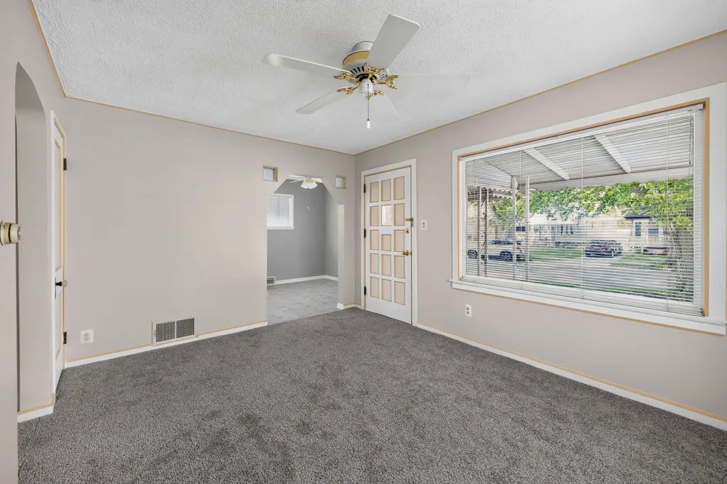 18260 Harman Street Melvindale City MI 48122