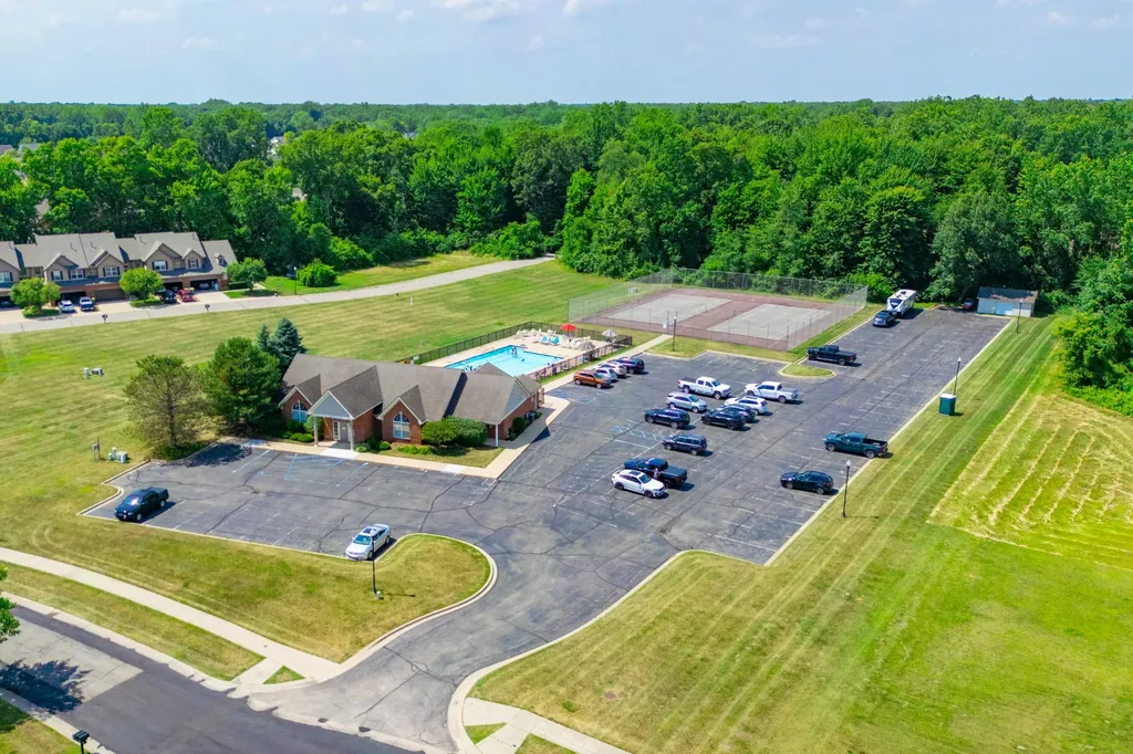 23509 W Creek Drive Unknown City MI 48164