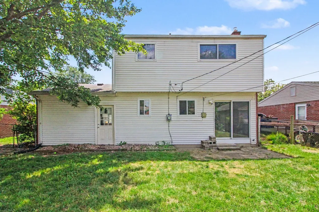 37700 Westvale Street Romulus City MI 48174