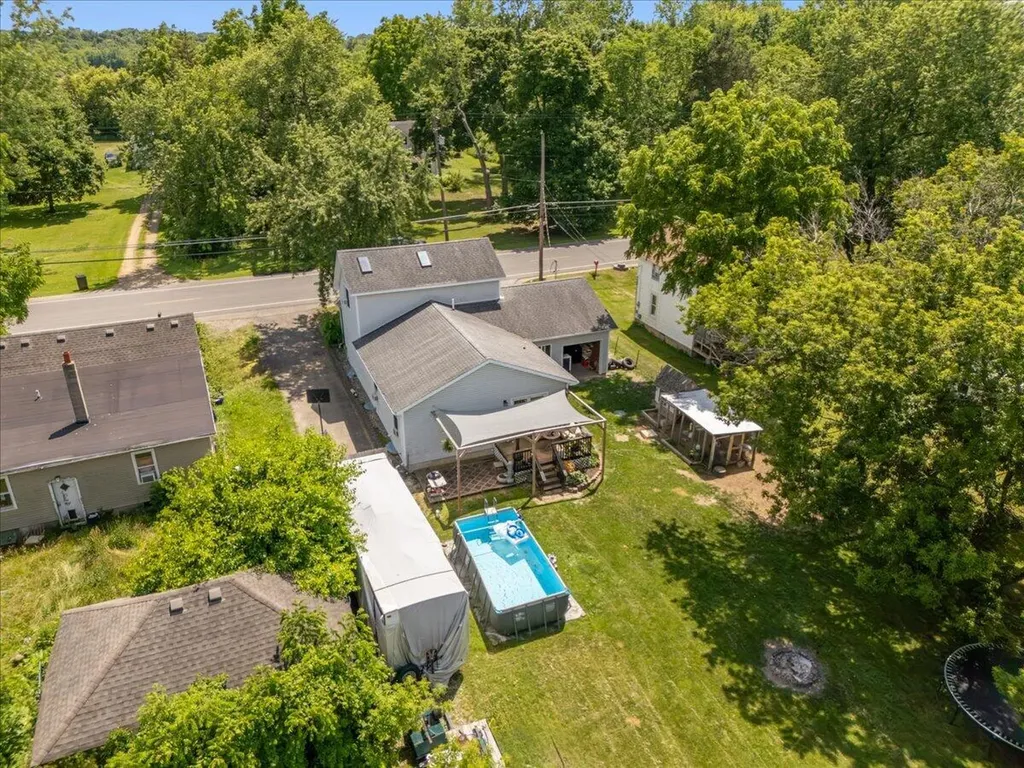 9611 E Newburg Road Vernon Township MI 48429