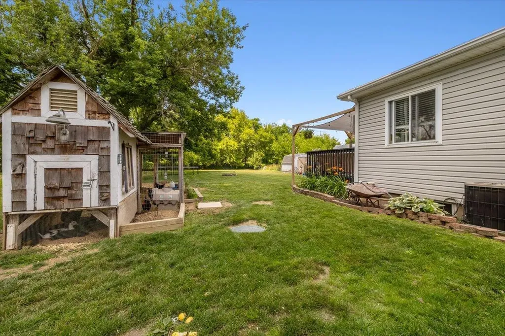9611 E Newburg Road Vernon Township MI 48429
