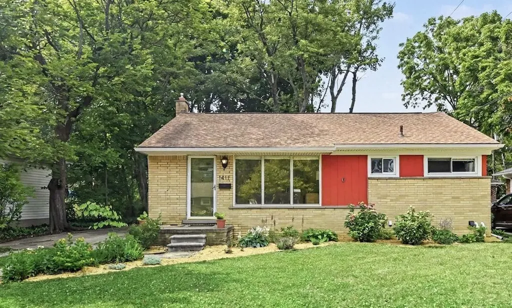 1411 Collegewood Street Ypsilanti City MI 48197