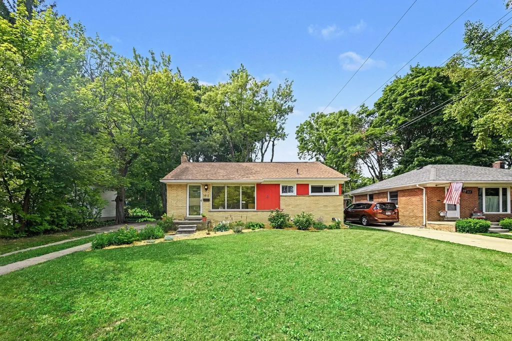 1411 Collegewood Street Ypsilanti City MI 48197