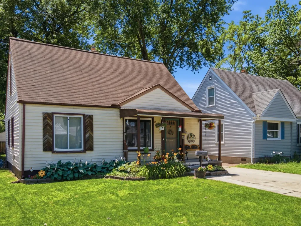 25073 Andover Drive Dearborn Heights City MI 48125