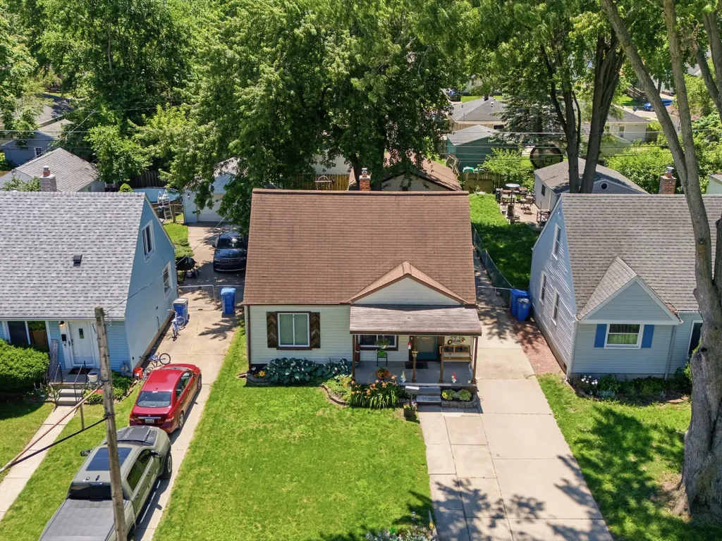 25073 Andover Drive Dearborn Heights City MI 48125