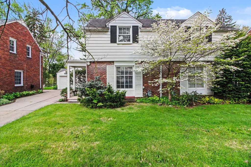 3851 Brewster Street Dearborn City MI 48120