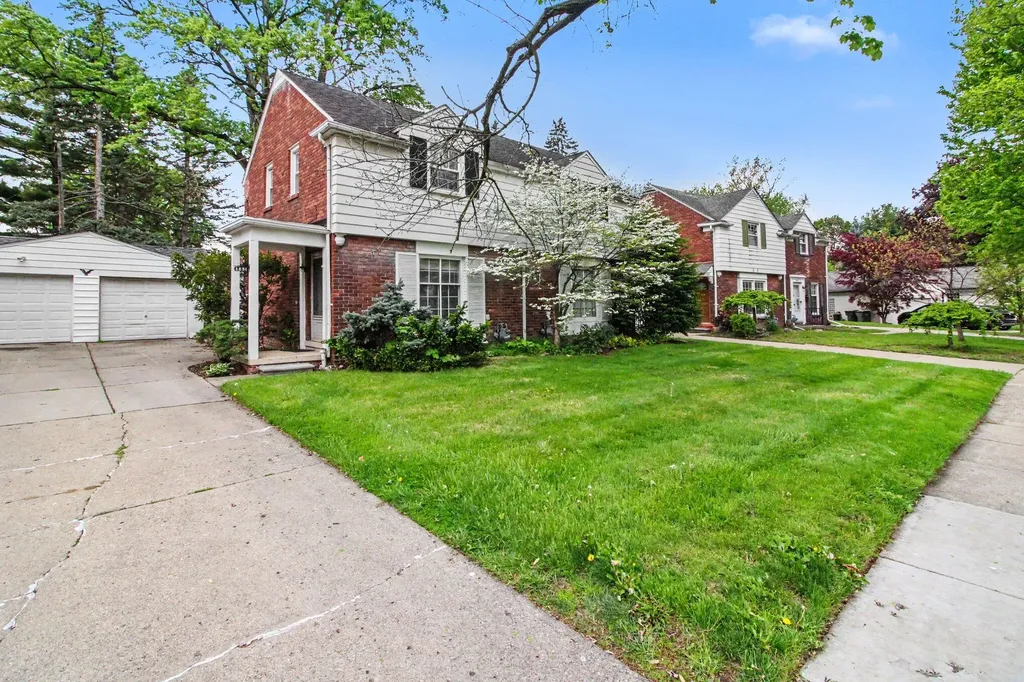 3851 Brewster Street Dearborn City MI 48120