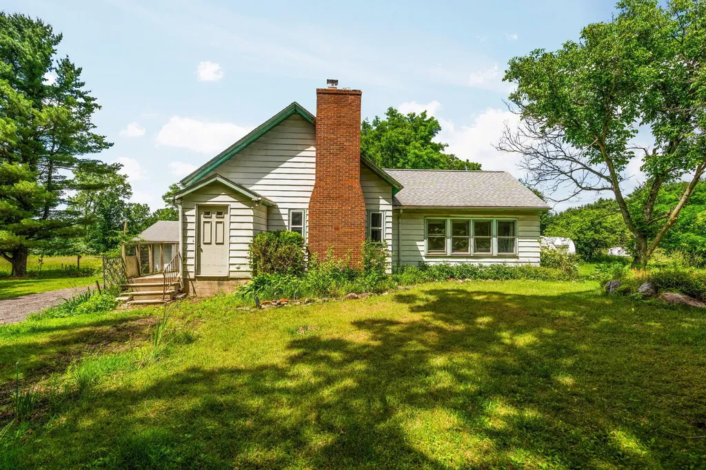 18250 Bush Road Sylvan Township MI 48118