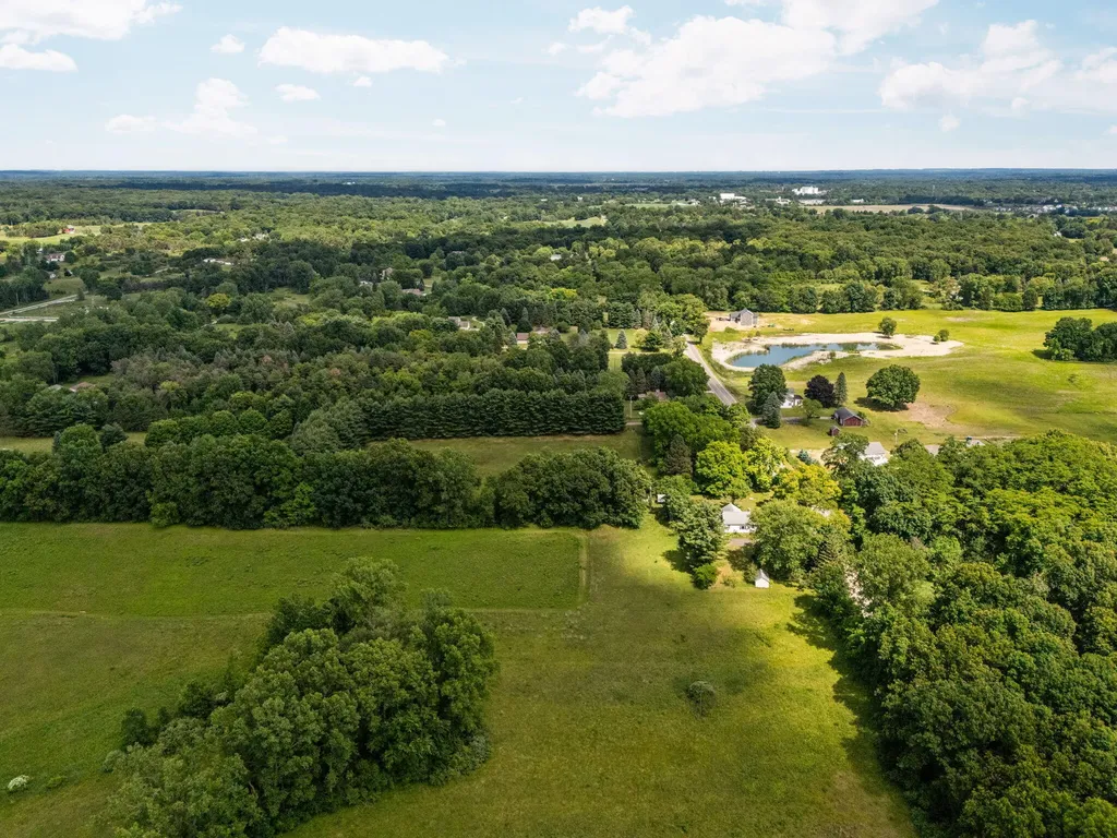 18250 Bush Road Sylvan Township MI 48118