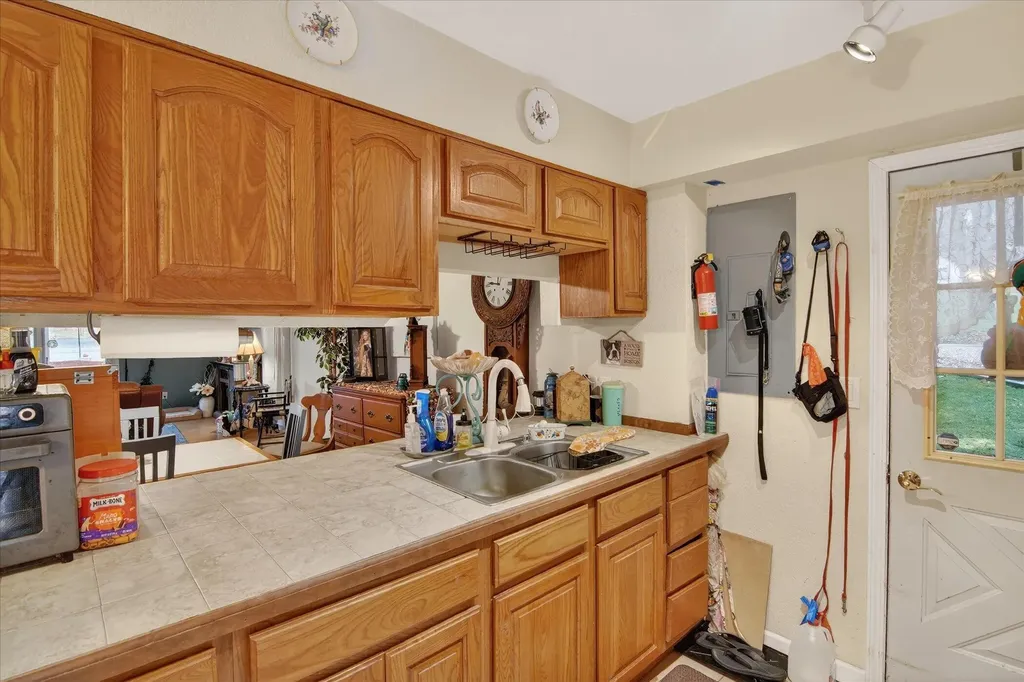 9621 Lakeview Drive Somerset Township MI 49249