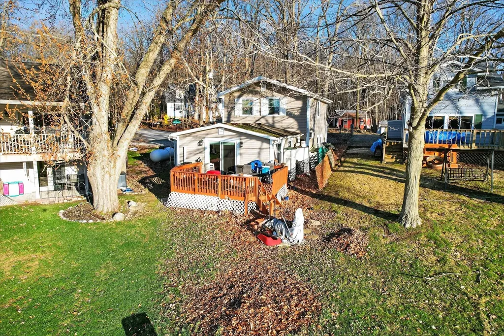 9621 Lakeview Drive Somerset Township MI 49249