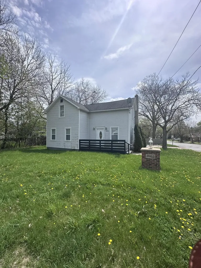 1002 E Oliver Street Owosso City MI 48867