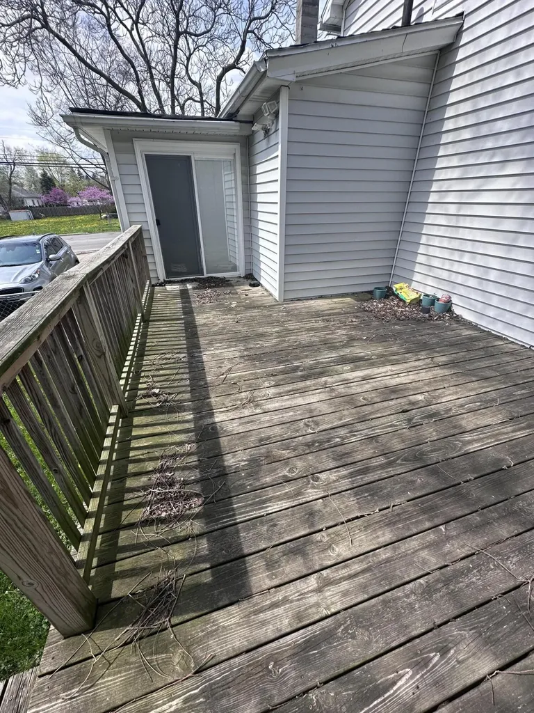 1002 E Oliver Street Owosso City MI 48867