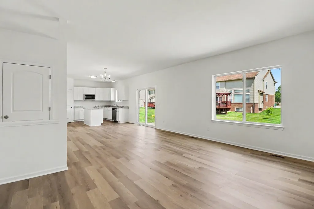 44046 Timberview Court Van Buren Charter Township MI 48111