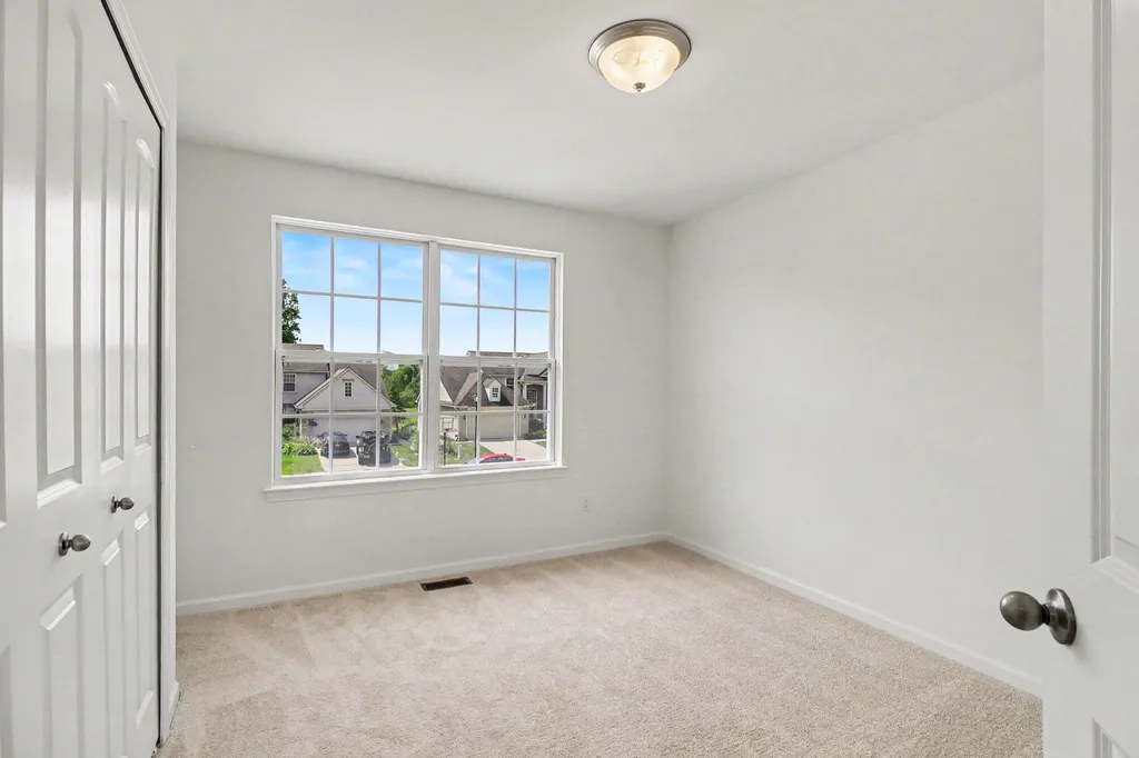 44046 Timberview Court Van Buren Charter Township MI 48111