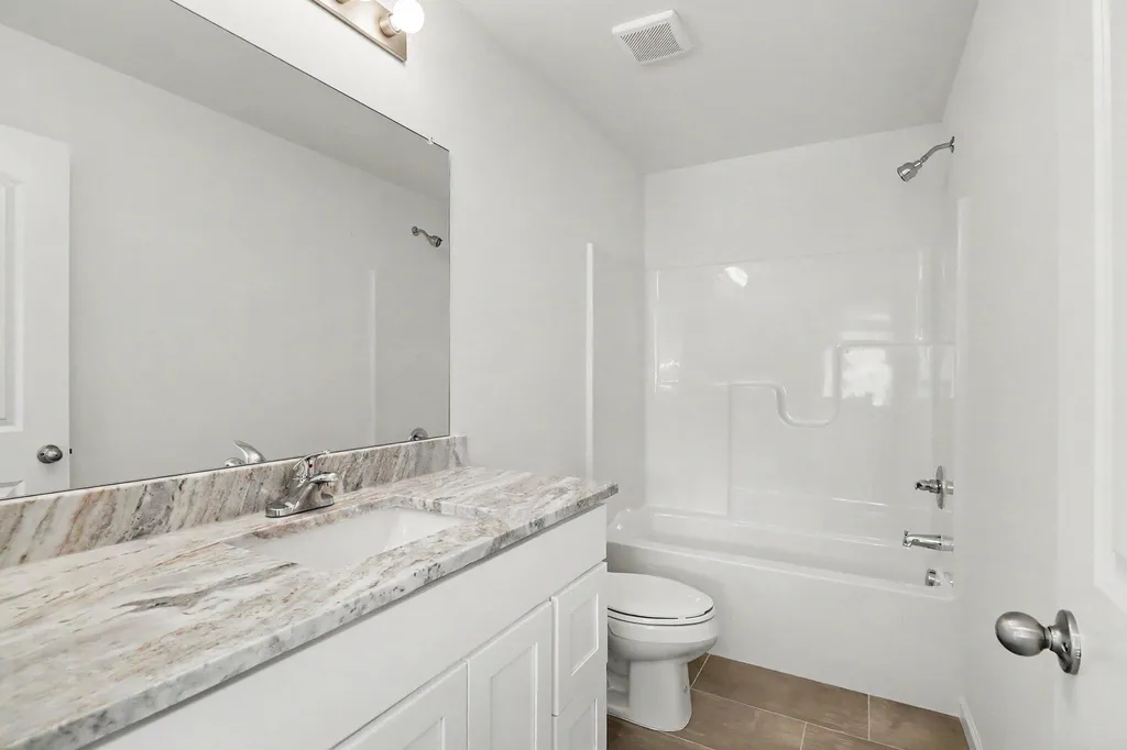 43640 S Timberview Drive Van Buren Charter Township MI 48111
