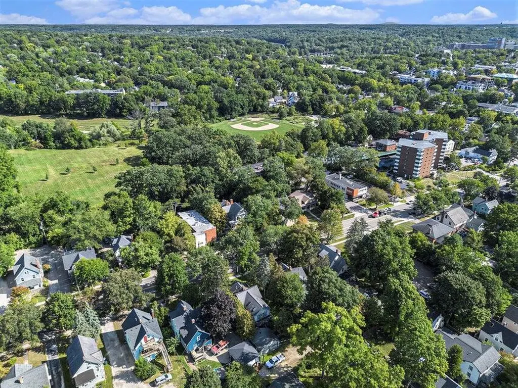 220 S 7th Street Ann Arbor City MI 48103