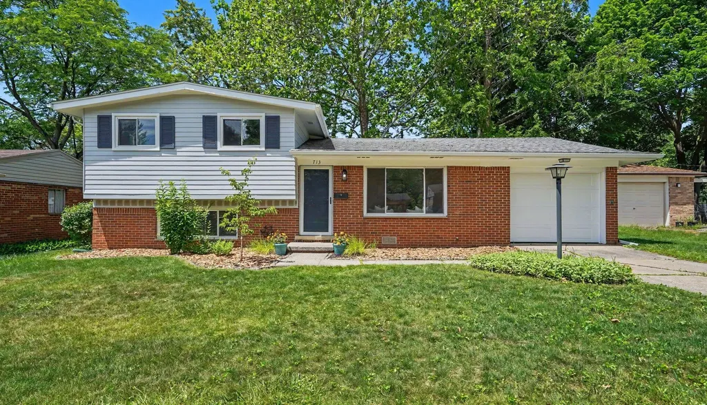 713 Leona Drive Ann Arbor City MI 48103