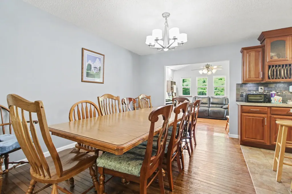 41141 Savage Road Van Buren Charter Township MI 48111
