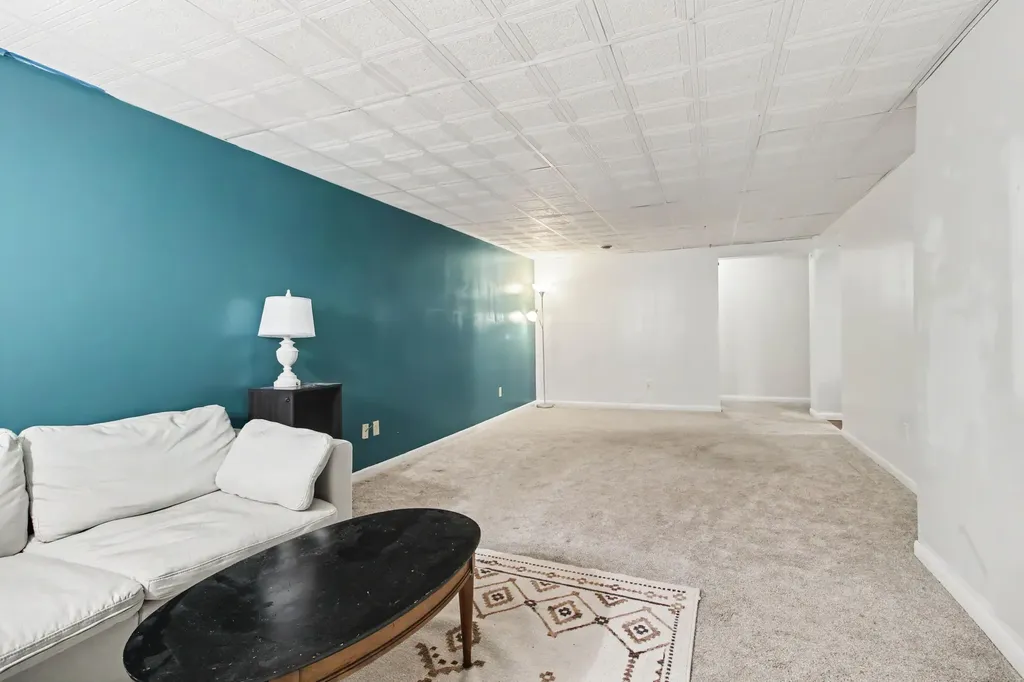 41141 Savage Road Van Buren Charter Township MI 48111