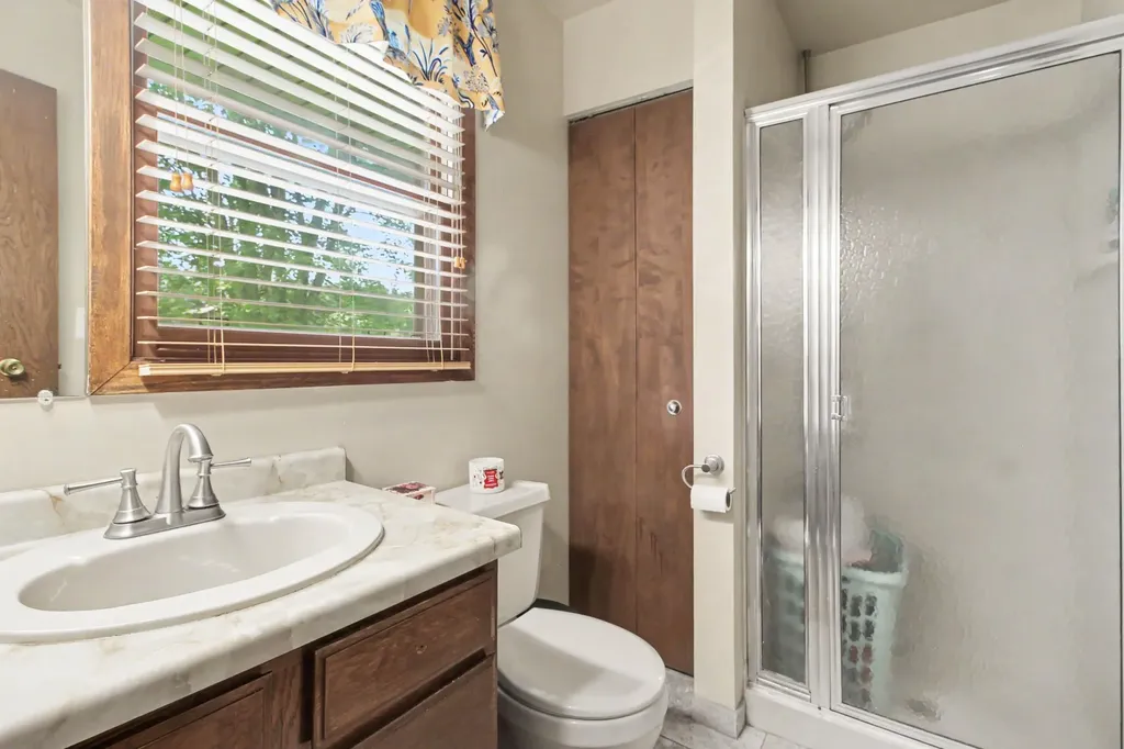 41141 Savage Road Van Buren Charter Township MI 48111