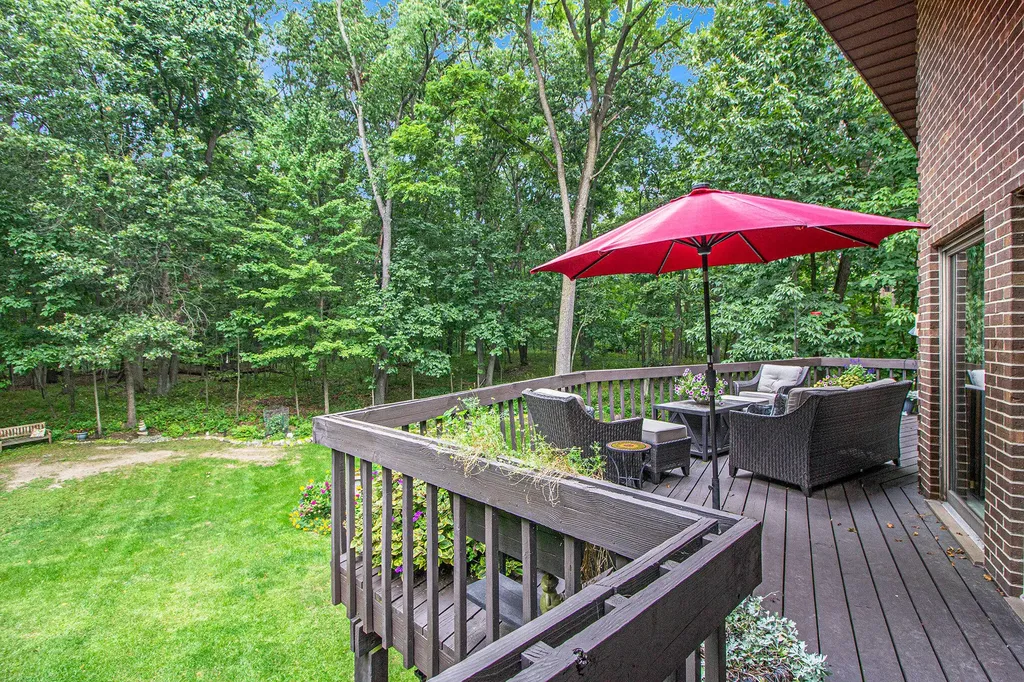 5595 Mountain Road Genoa Township MI 48116