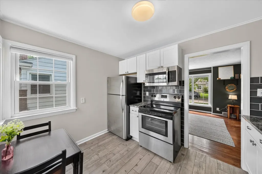 2331 Rowland Avenue Royal Oak City MI 48067