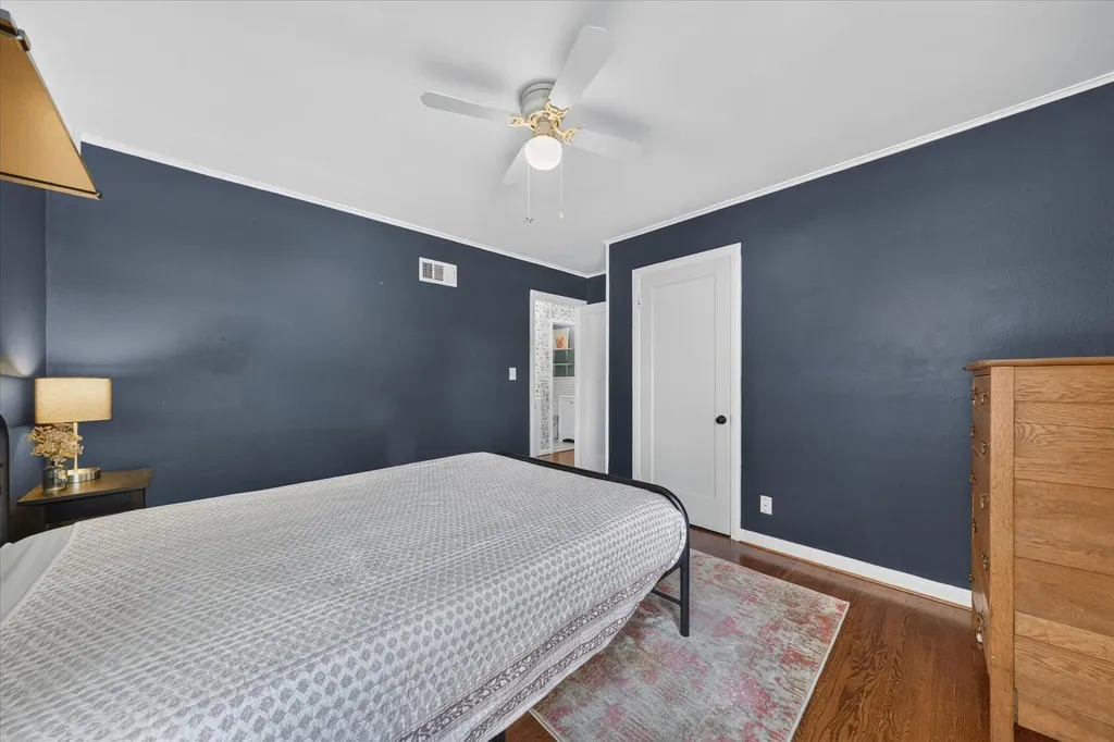 2331 Rowland Avenue Royal Oak City MI 48067