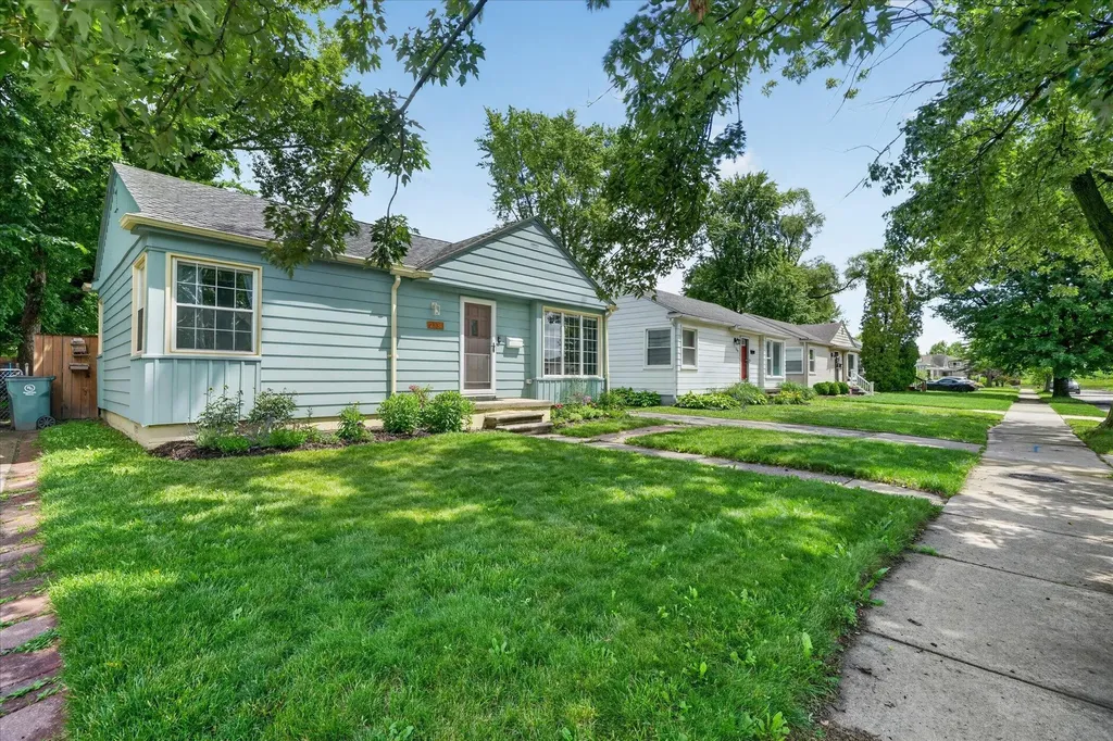 2331 Rowland Avenue Royal Oak City MI 48067
