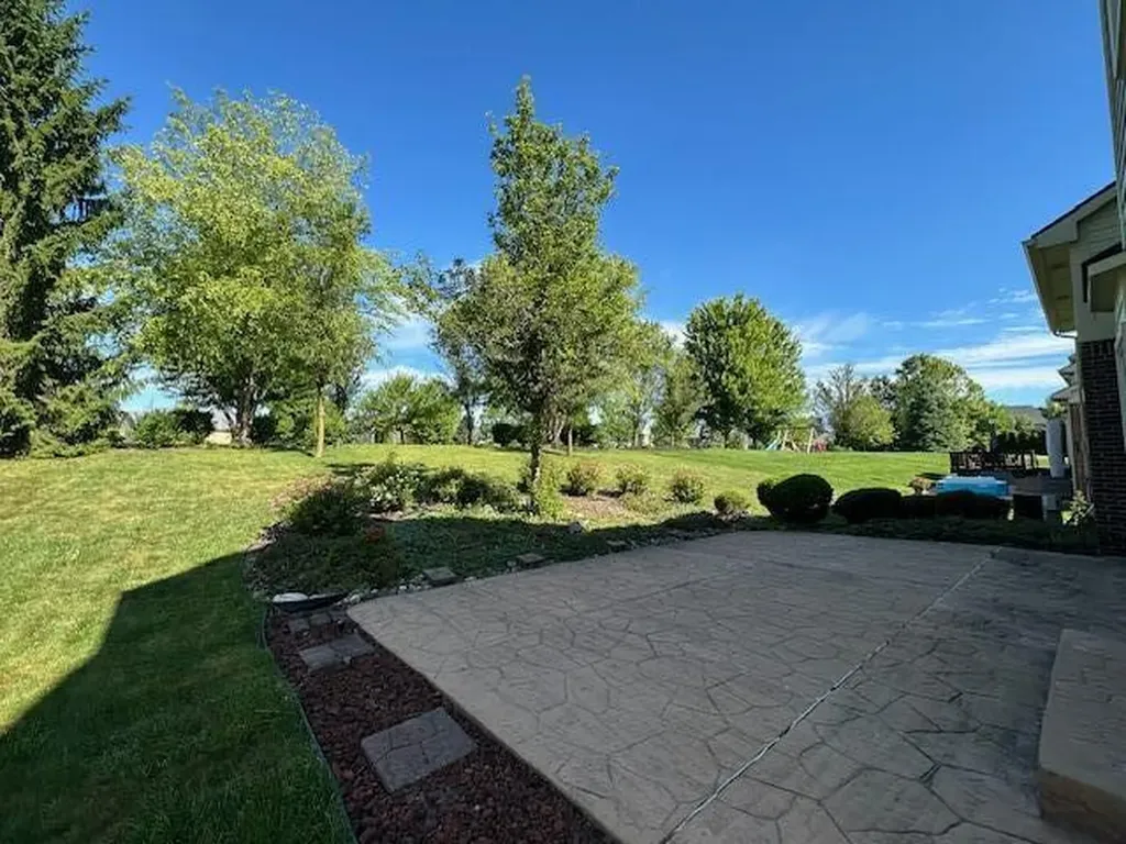 13283 Karl Drive Plymouth City MI 48170