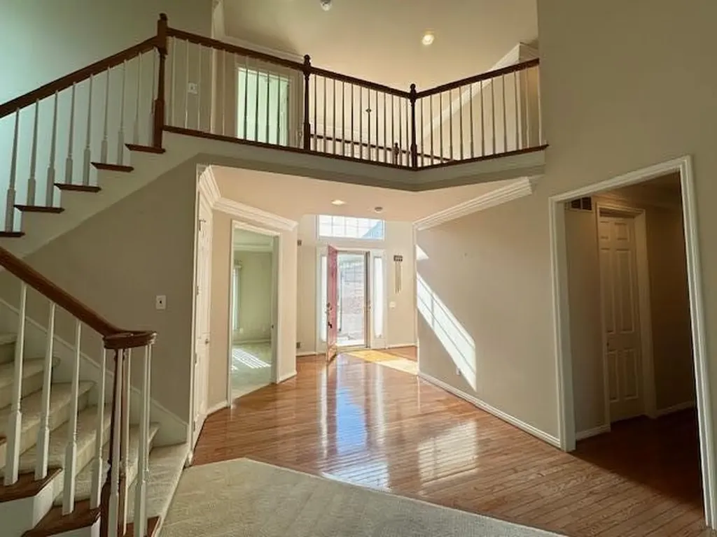 13283 Karl Drive Plymouth City MI 48170