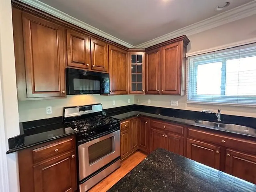 13283 Karl Drive Plymouth City MI 48170