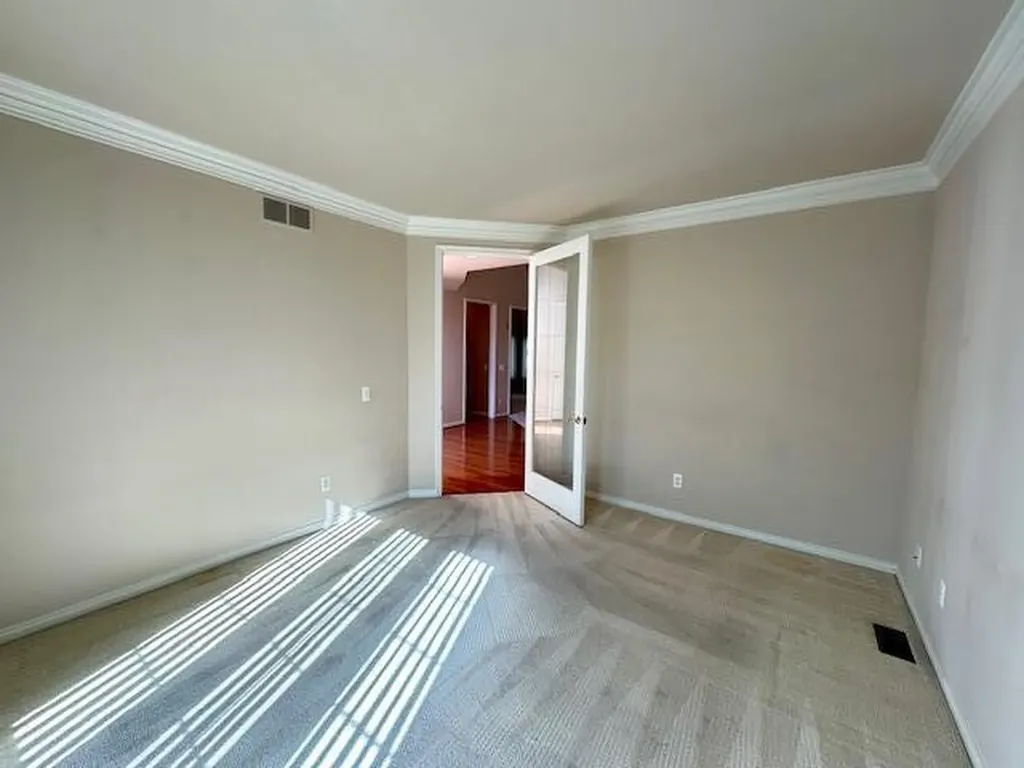 13283 Karl Drive Plymouth City MI 48170