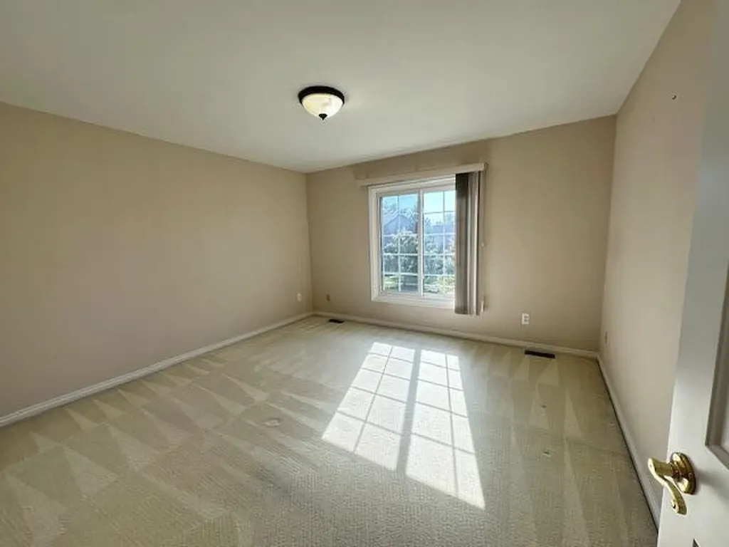 13283 Karl Drive Plymouth City MI 48170