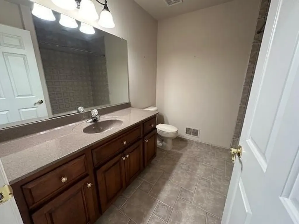 13283 Karl Drive Plymouth City MI 48170