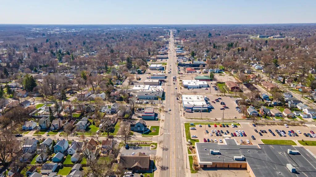 2325 S Cedar Street Lansing City MI 48910