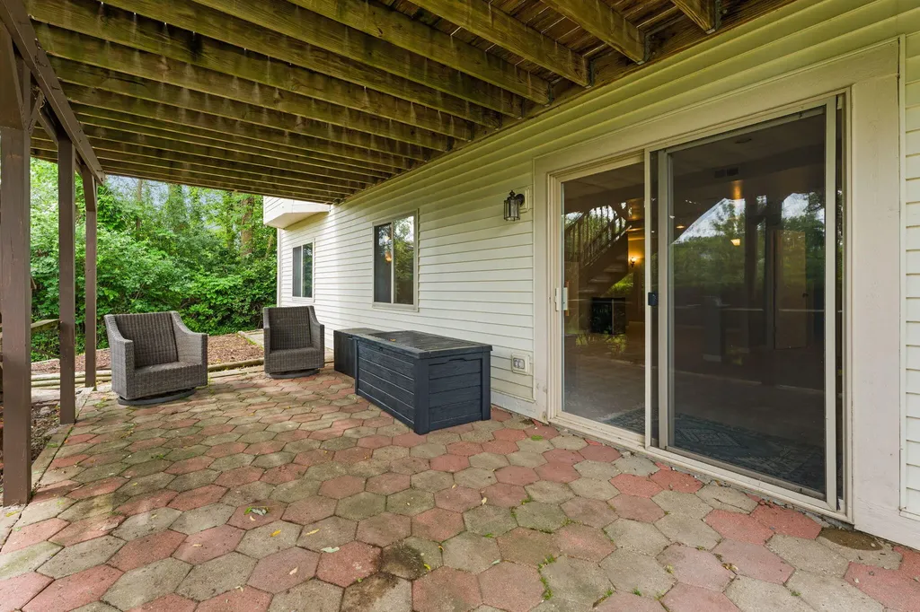 3085 Honeysuckle Drive Pittsfield Charter Township MI 48103