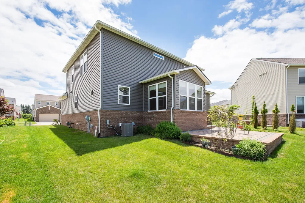847 Groveland Circle Pittsfield Charter Township MI 48108